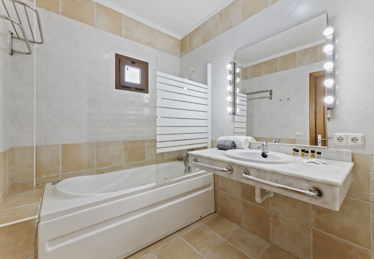 Villa in Playa Blanca - Villa Flora - Villasexperience