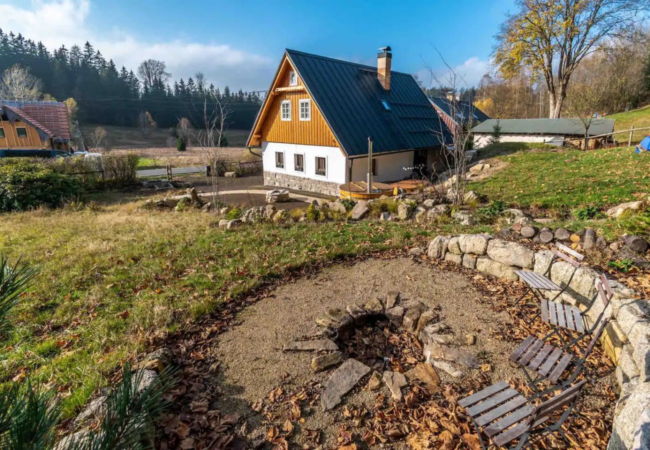 Villa in Lucany nad Nisou - LLA560