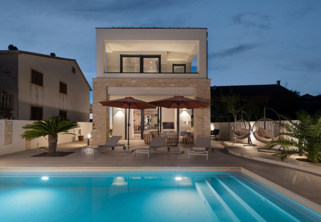 Villa in Petrcane - Villa La Thea Villa in Petrcane - Villa La Thea