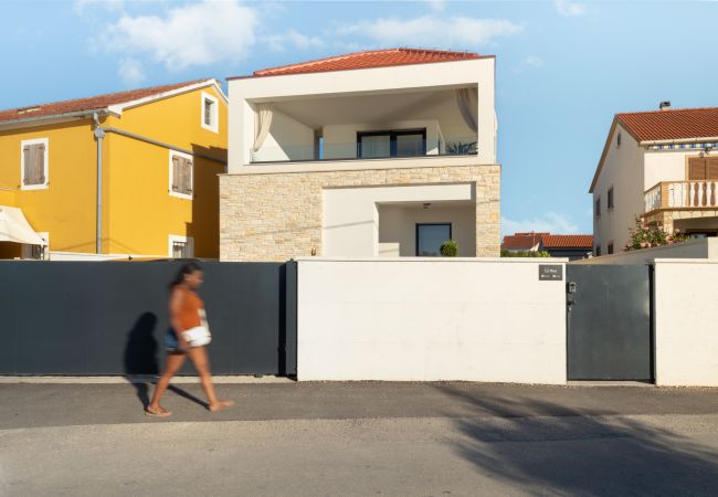 Villa in Petrcane - Villa La Thea Villa in Petrcane - Villa La Thea