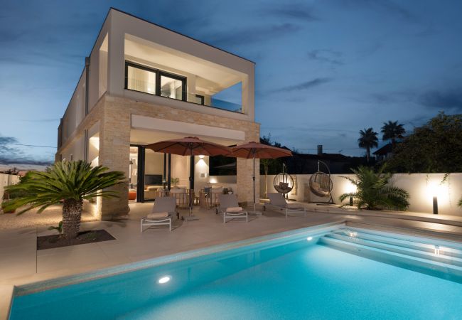 Villa in Petrcane - Villa La Thea Villa in Petrcane - Villa La Thea