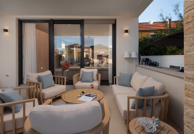 Villa in Petrcane - Villa La Thea Villa in Petrcane - Villa La Thea