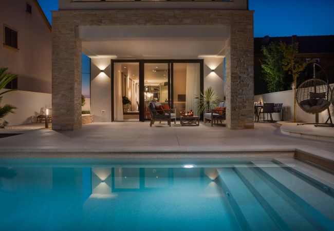 Villa in Petrcane - Villa La Thea Villa in Petrcane - Villa La Thea