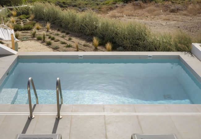 Villa in Antiparos - Peaceful Villa Avra with Aegean Seaview  Villa in Antiparos - Peaceful Villa Avra with Aegean Seaview