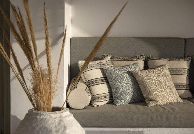 Villa in Antiparos - Peaceful Villa Avra with Aegean Seaview  Villa in Antiparos - Peaceful Villa Avra with Aegean Seaview