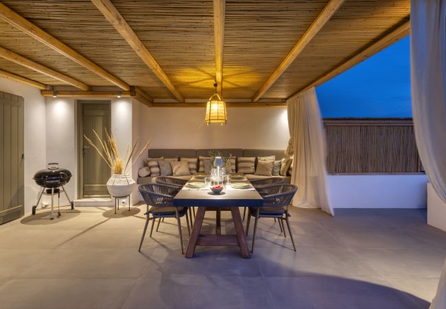 Villa in Antiparos - Peaceful Villa Avra with Aegean Seaview  Villa in Antiparos - Peaceful Villa Avra with Aegean Seaview