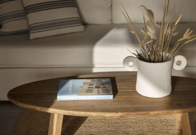 Villa in Antiparos - Peaceful Villa Avra with Aegean Seaview  Villa in Antiparos - Peaceful Villa Avra with Aegean Seaview