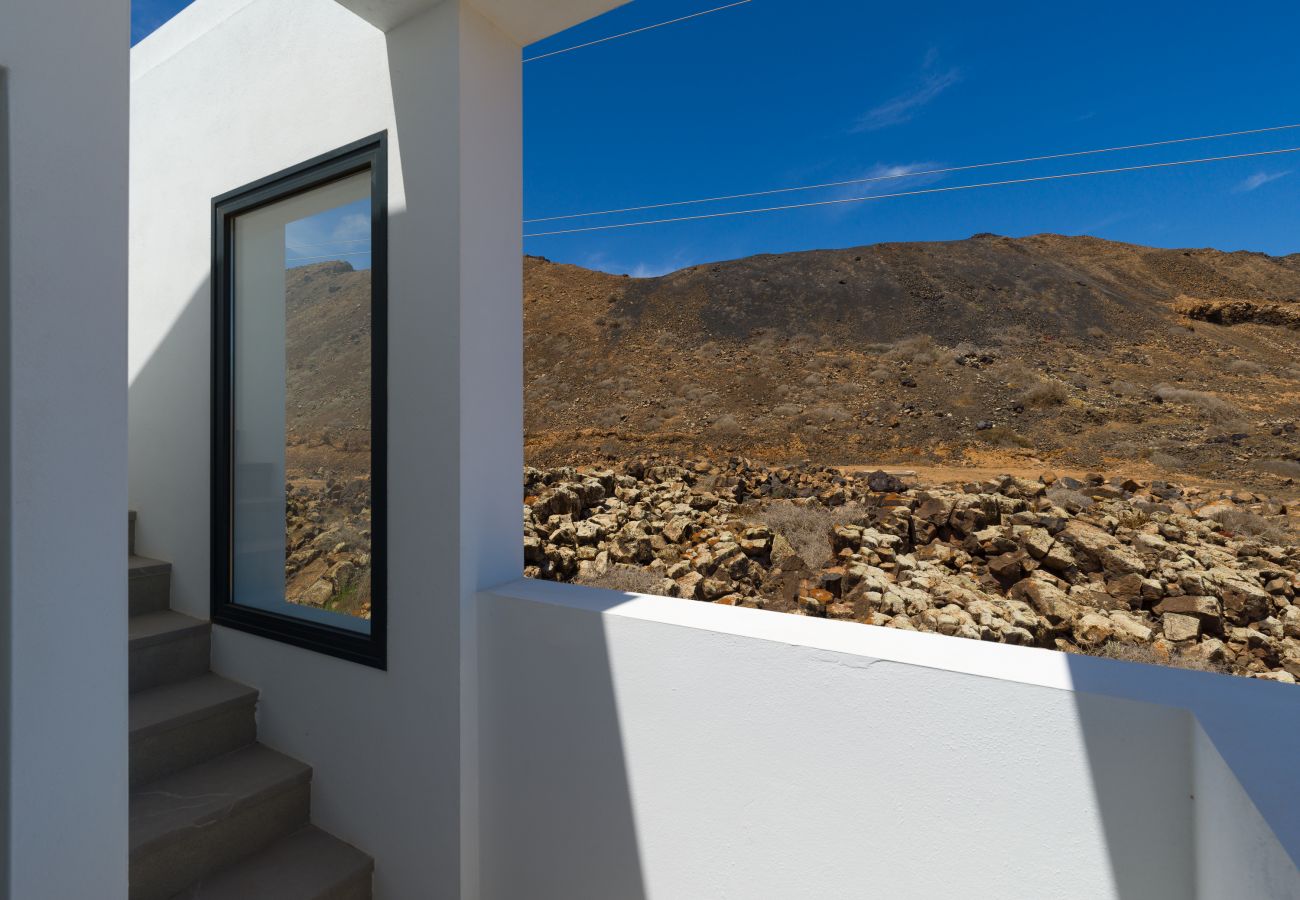 Villa in Corralejo - Las Calderas Vista Retreat