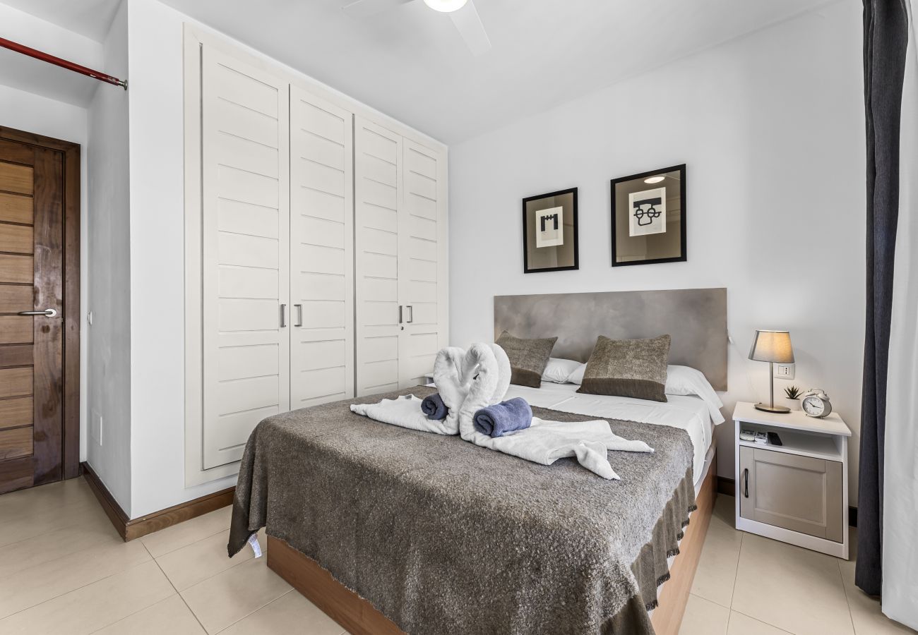 Terraced House in Puerto Calero - La Malvarrosa