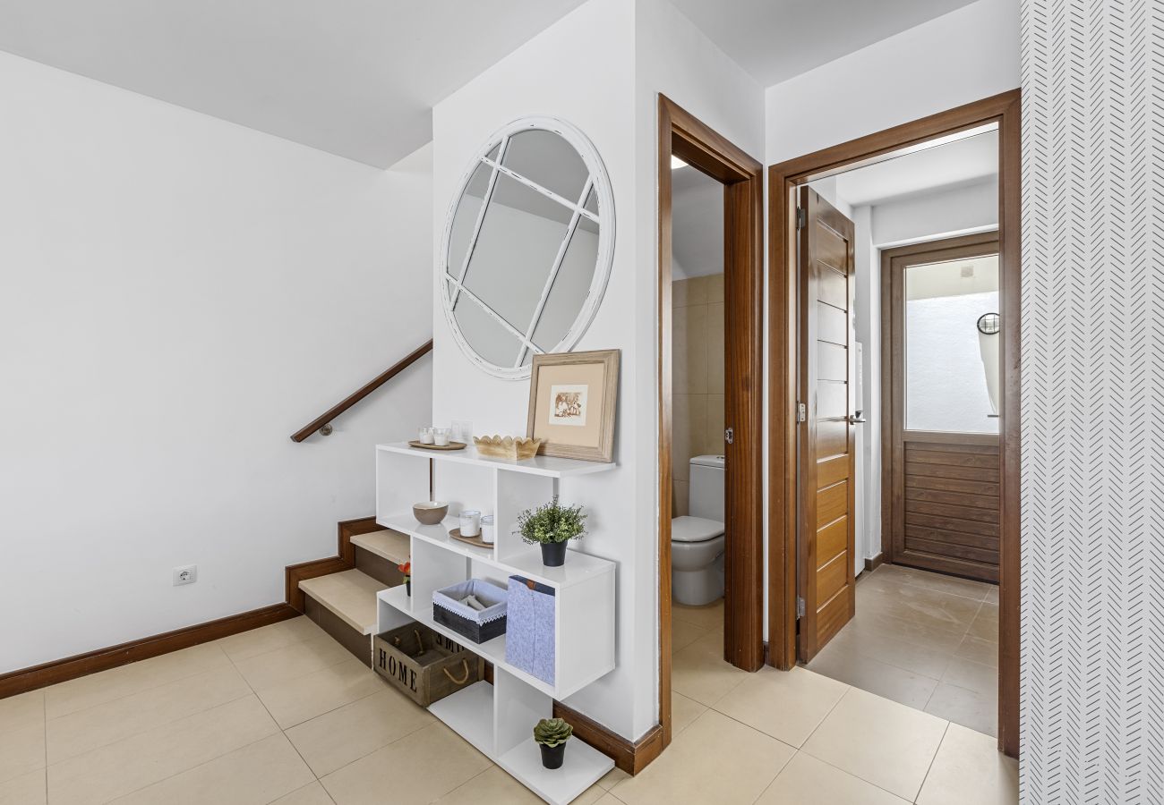 Terraced House in Puerto Calero - La Malvarrosa