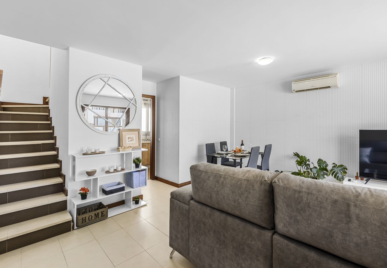 Terraced House in Puerto Calero - La Malvarrosa