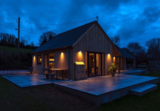 House in Shaldon - Sunnybrook - Carbon Neutral, Woodfired Hottub, near beach House in Shaldon - Sunnybrook - Carbon Neutral, Woodfired Hottub, near beach