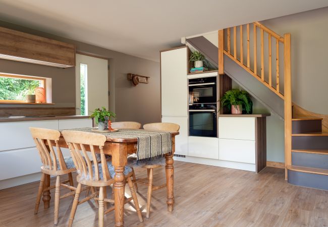 House in Shaldon - Sunnybrook - Carbon Neutral, Woodfired Hottub, near beach House in Shaldon - Sunnybrook - Carbon Neutral, Woodfired Hottub, near beach