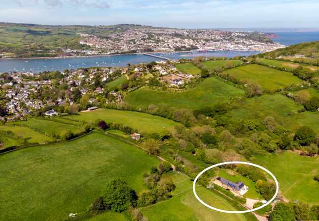 House in Shaldon - Sunnybrook - Carbon Neutral, Woodfired Hottub, near beach House in Shaldon - Sunnybrook - Carbon Neutral, Woodfired Hottub, near beach