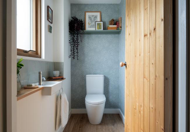 House in Shaldon - Sunnybrook - Carbon Neutral, Woodfired Hottub, near beach House in Shaldon - Sunnybrook - Carbon Neutral, Woodfired Hottub, near beach