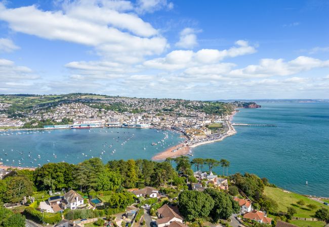 House in Shaldon - Sunnybrook - Carbon Neutral, Woodfired Hottub, near beach House in Shaldon - Sunnybrook - Carbon Neutral, Woodfired Hottub, near beach