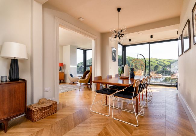 House in Kingswear - Two Guns - Stylish town house with stunning river views House in Kingswear - Two Guns - Stylish town house with stunning river views