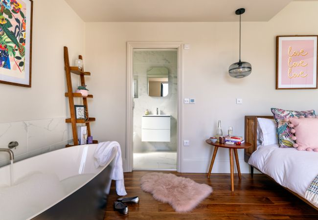 House in Kingswear - Two Guns - Stylish town house with stunning river views House in Kingswear - Two Guns - Stylish town house with stunning river views