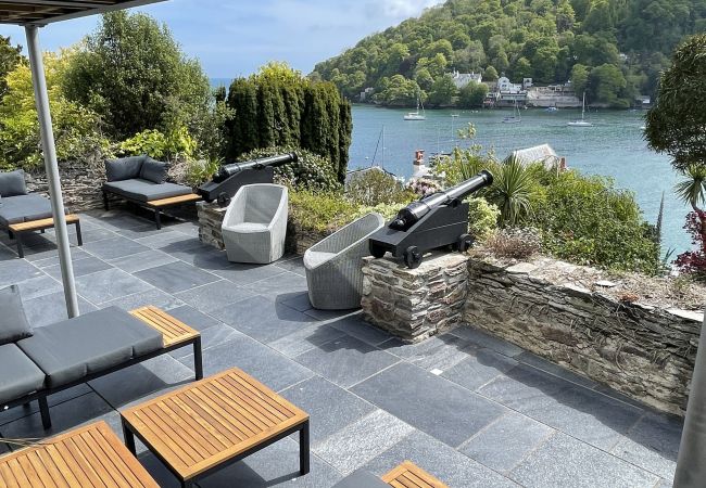 House in Kingswear - Two Guns - Stylish town house with stunning river views House in Kingswear - Two Guns - Stylish town house with stunning river views