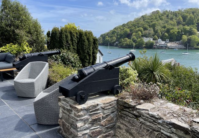 House in Kingswear - Two Guns - Stylish town house with stunning river views House in Kingswear - Two Guns - Stylish town house with stunning river views
