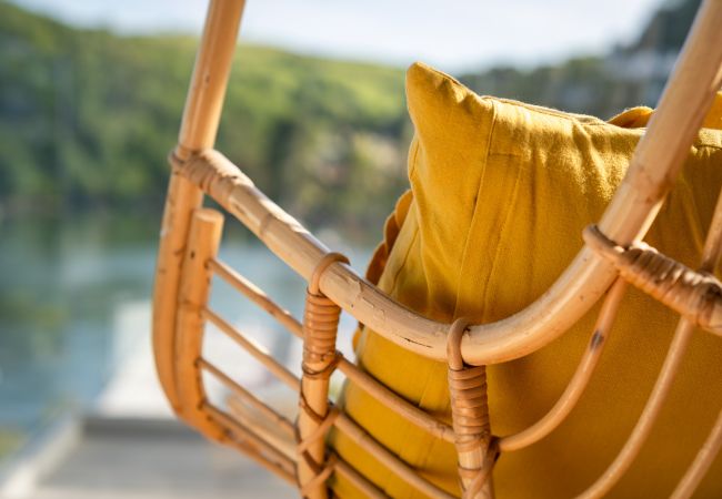 House in Kingswear - Two Guns - Stylish town house with stunning river views House in Kingswear - Two Guns - Stylish town house with stunning river views