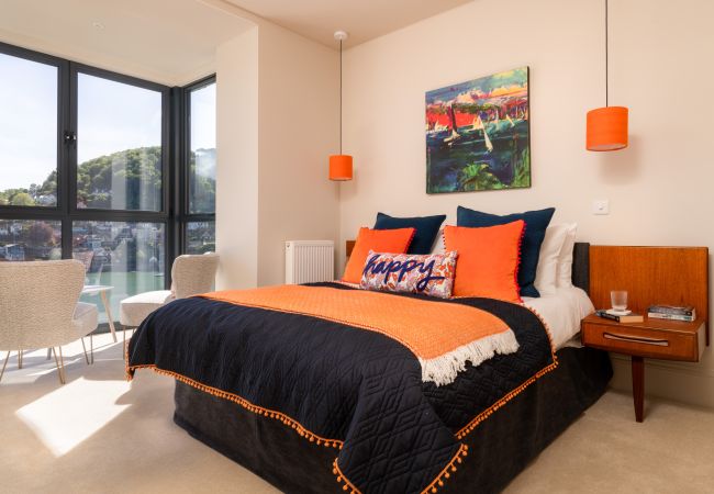 House in Kingswear - Two Guns - Stylish town house with stunning river views House in Kingswear - Two Guns - Stylish town house with stunning river views