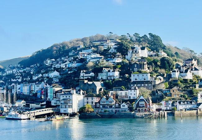 House in Kingswear - Two Guns - Stylish town house with stunning river views House in Kingswear - Two Guns - Stylish town house with stunning river views