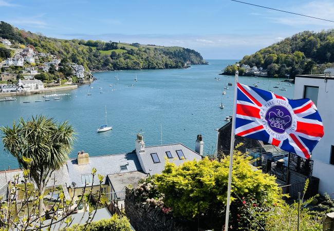 House in Kingswear - Two Guns - Stylish town house with stunning river views House in Kingswear - Two Guns - Stylish town house with stunning river views