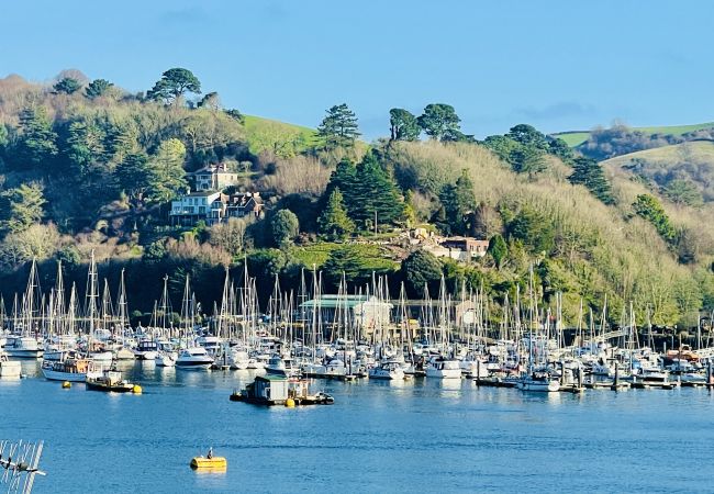 House in Kingswear - Two Guns - Stylish town house with stunning river views House in Kingswear - Two Guns - Stylish town house with stunning river views
