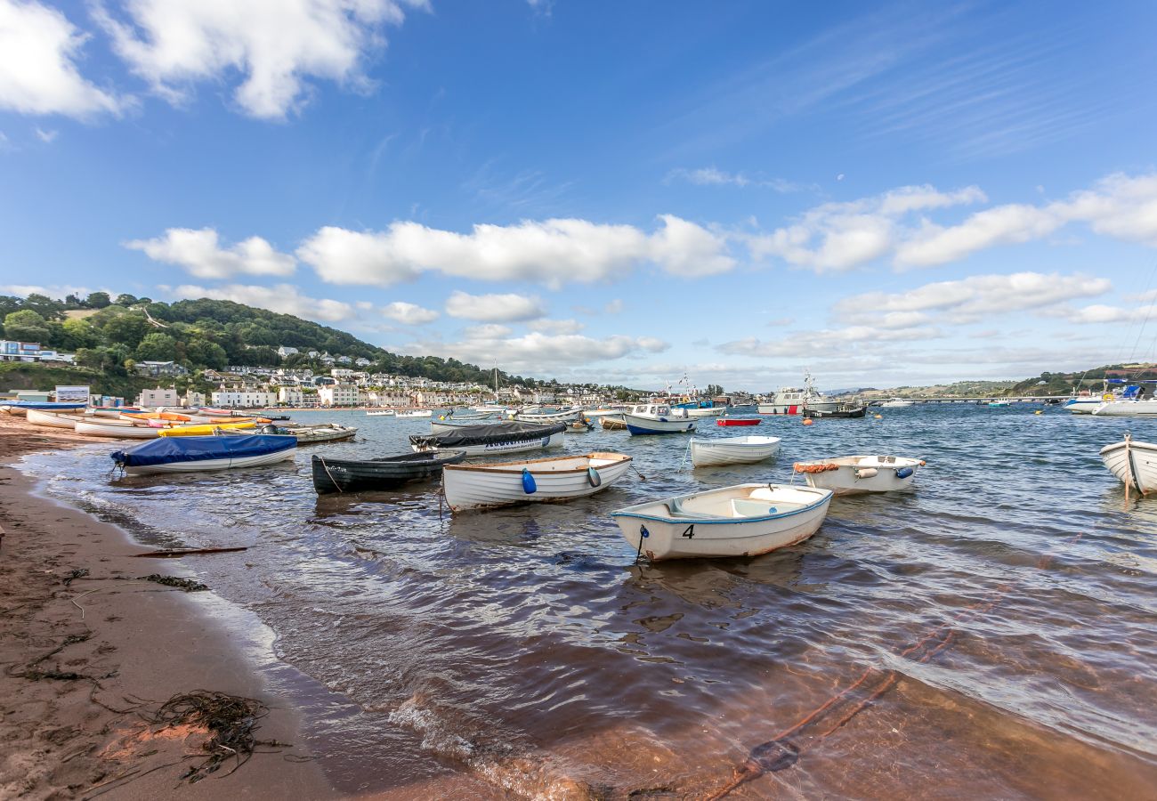 Cottage in Teignmouth - Quay Cottage - on back beach of Teignmouth