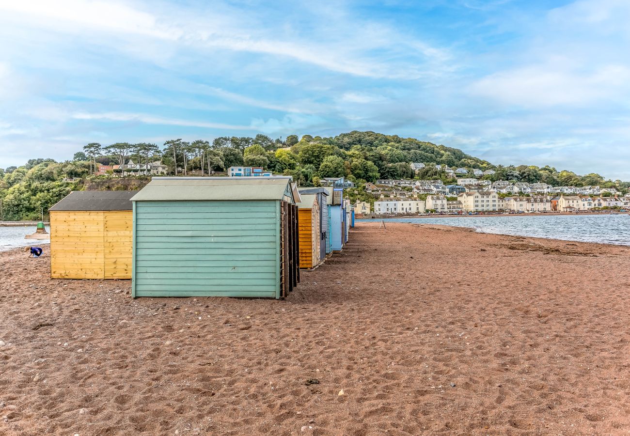 Cottage in Teignmouth - Quay Cottage - on back beach of Teignmouth
