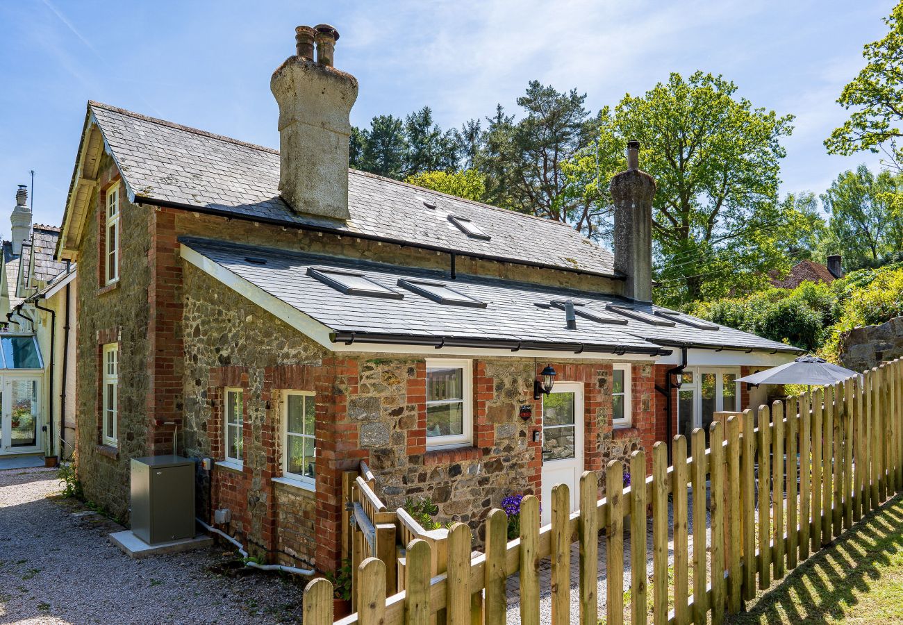 Cottage in Bovey Tracey - Strelna Coach House - Gateway to the Moor