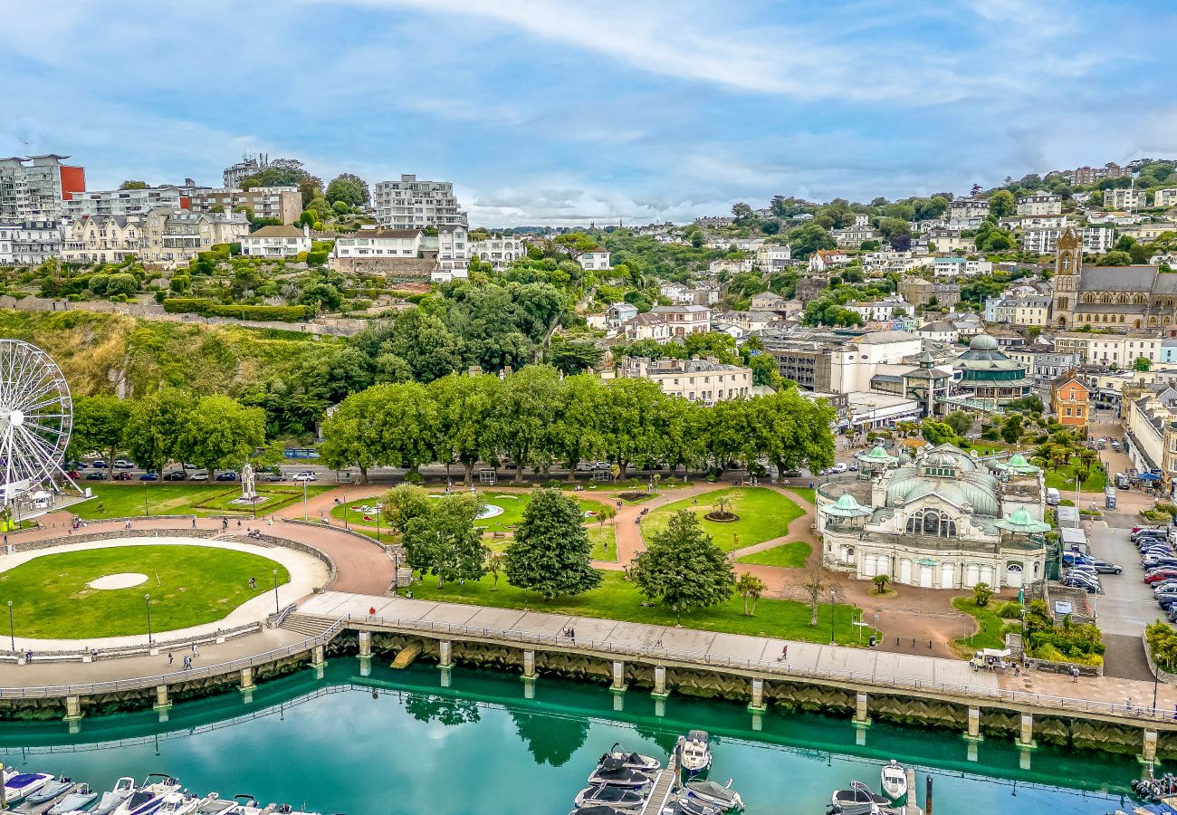 House in Torquay - The Boathouse - marina, bay views, close to the beach