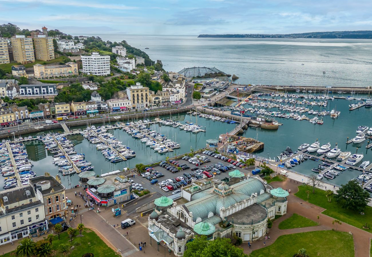 House in Torquay - The Boathouse - marina, bay views, close to the beach