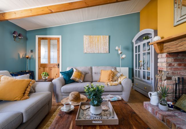 Cottage in Holcombe - The Cottage - Characterful, coastal with hot tub Cottage in Holcombe - The Cottage - Characterful, coastal with hot tub