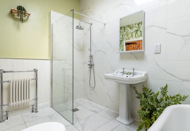 Cottage in Holcombe - The Cottage - Characterful, coastal with hot tub Cottage in Holcombe - The Cottage - Characterful, coastal with hot tub
