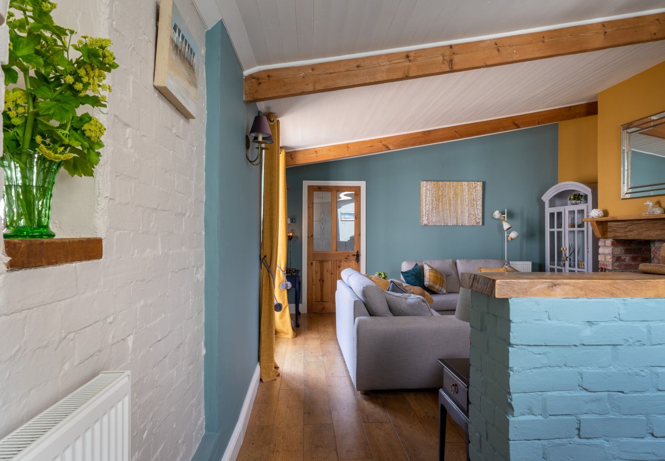 Cottage in Holcombe - The Cottage - Characterful, coastal with hot tub