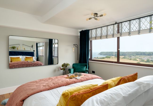 House in Paignton - The Spinney - Large home with hot tub, gym, amazing sea views House in Paignton - The Spinney - Large home with hot tub, gym, amazing sea views