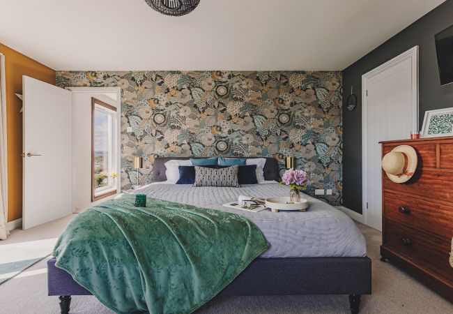 House in Bishopsteignton - The Curlews - Waterside, boutique home with 10 person spa House in Bishopsteignton - The Curlews - Waterside, boutique home with 10 person spa