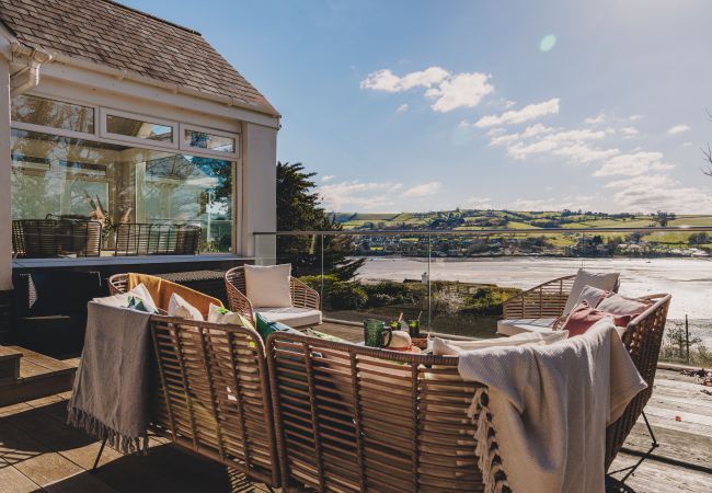 House in Bishopsteignton - The Curlews - Waterside, boutique home with 10 person spa House in Bishopsteignton - The Curlews - Waterside, boutique home with 10 person spa