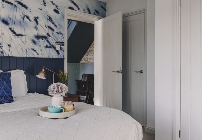 House in Bishopsteignton - The Curlews - Waterside, boutique home with 10 person spa House in Bishopsteignton - The Curlews - Waterside, boutique home with 10 person spa