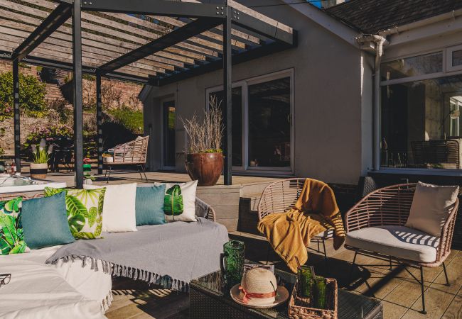 House in Bishopsteignton - The Curlews - Waterside, boutique home with 10 person spa House in Bishopsteignton - The Curlews - Waterside, boutique home with 10 person spa