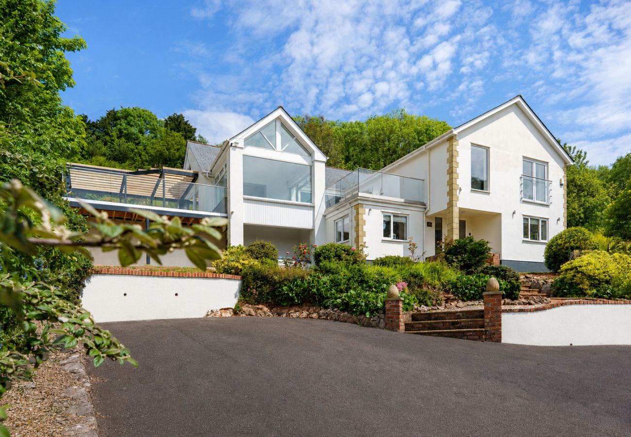 House in Bishopsteignton - The Curlews - Waterside, boutique home with 10 person spa