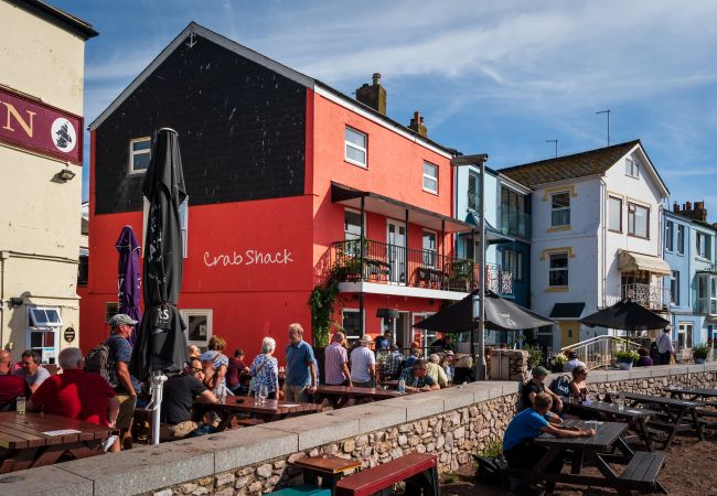 Apartment in Teignmouth - The Crab Shack - directly on beach, private balconies Apartment in Teignmouth - The Crab Shack - directly on beach, private balconies