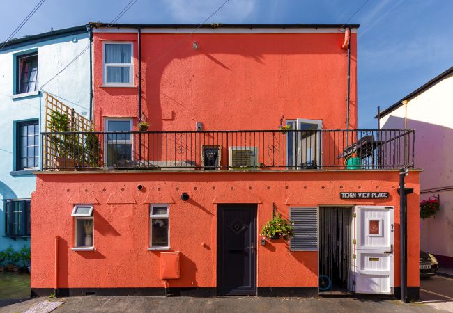 Apartment in Teignmouth - The Crab Shack - directly on beach, private balconies Apartment in Teignmouth - The Crab Shack - directly on beach, private balconies