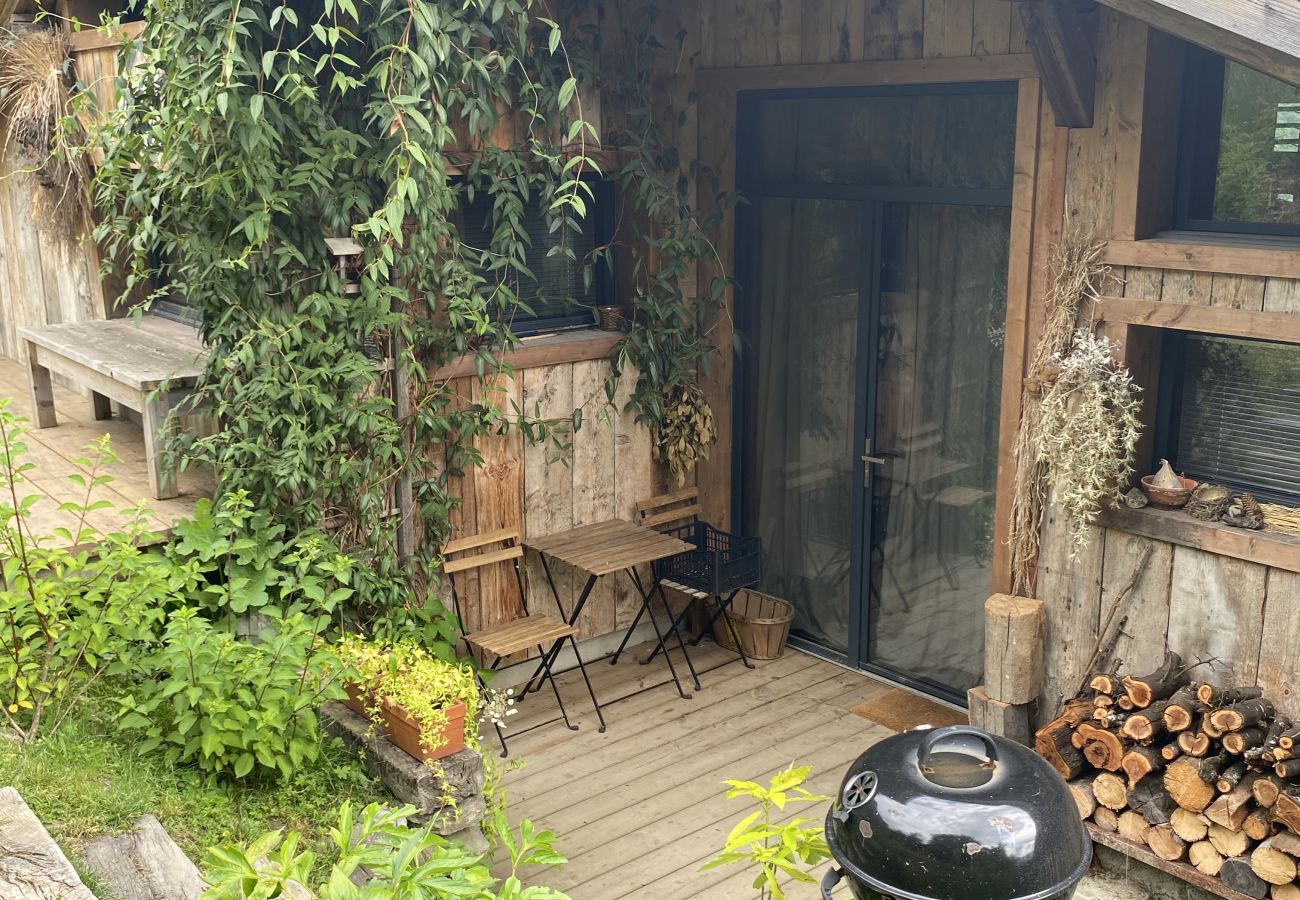 Chalet in Servoz - Le Mont, Calm Retreat 10 mins to Chamonix. Chamonix Holidays