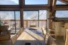 Chalet in Servoz - Le Mont, Calm Retreat 10 mins to Chamonix. Chamonix Holidays