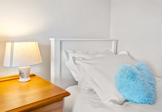 House in Ballyconneely - Flaherty Cottage, Cosy relaxing cottage with views House in Ballyconneely - Flaherty Cottage, Cosy relaxing cottage with views