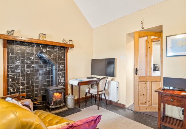 House in Ballyconneely - Flaherty Cottage, Cosy relaxing cottage with views House in Ballyconneely - Flaherty Cottage, Cosy relaxing cottage with views