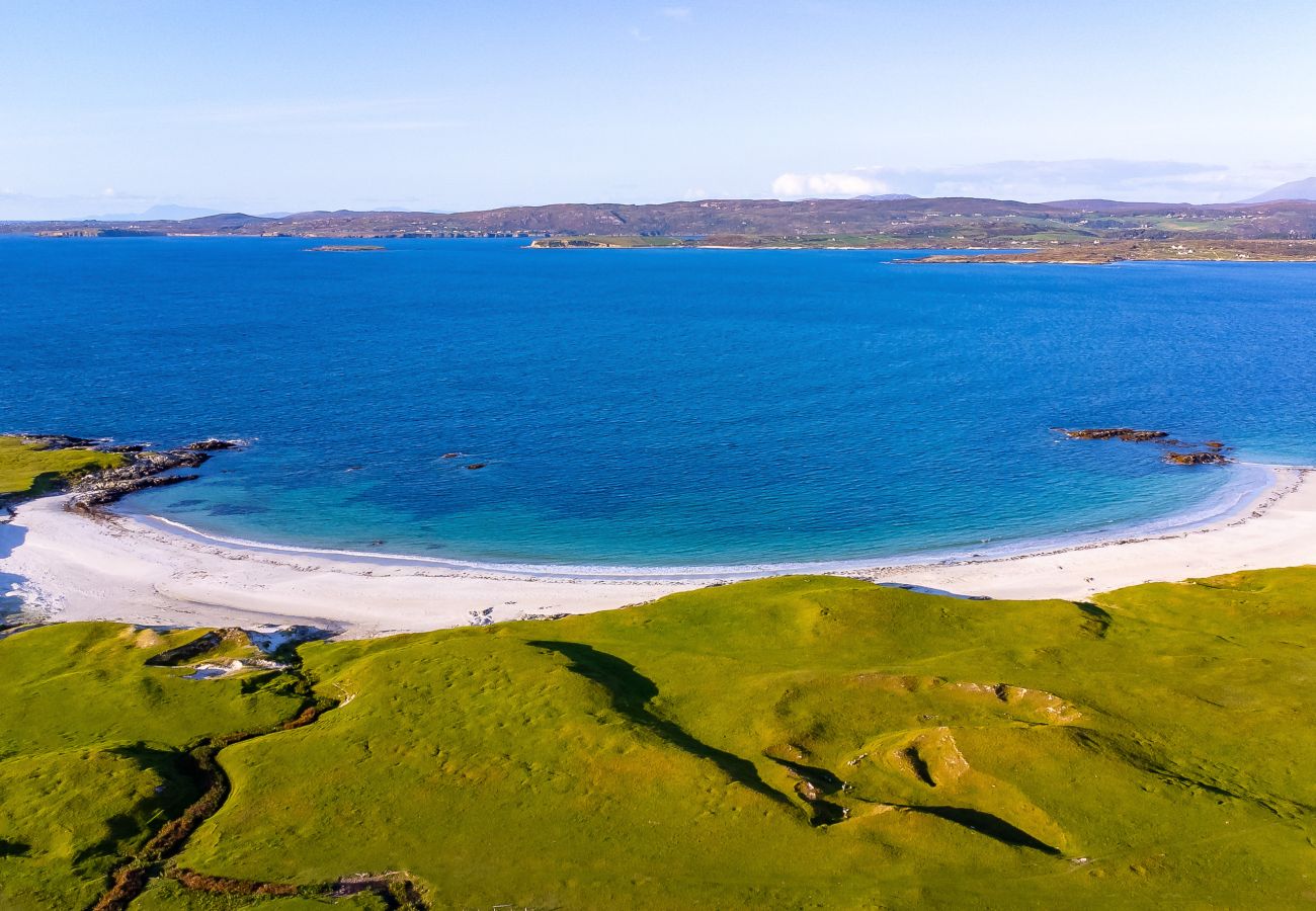 House in Ballyconneely - Flaherty Cottage, Cosy relaxing cottage with views